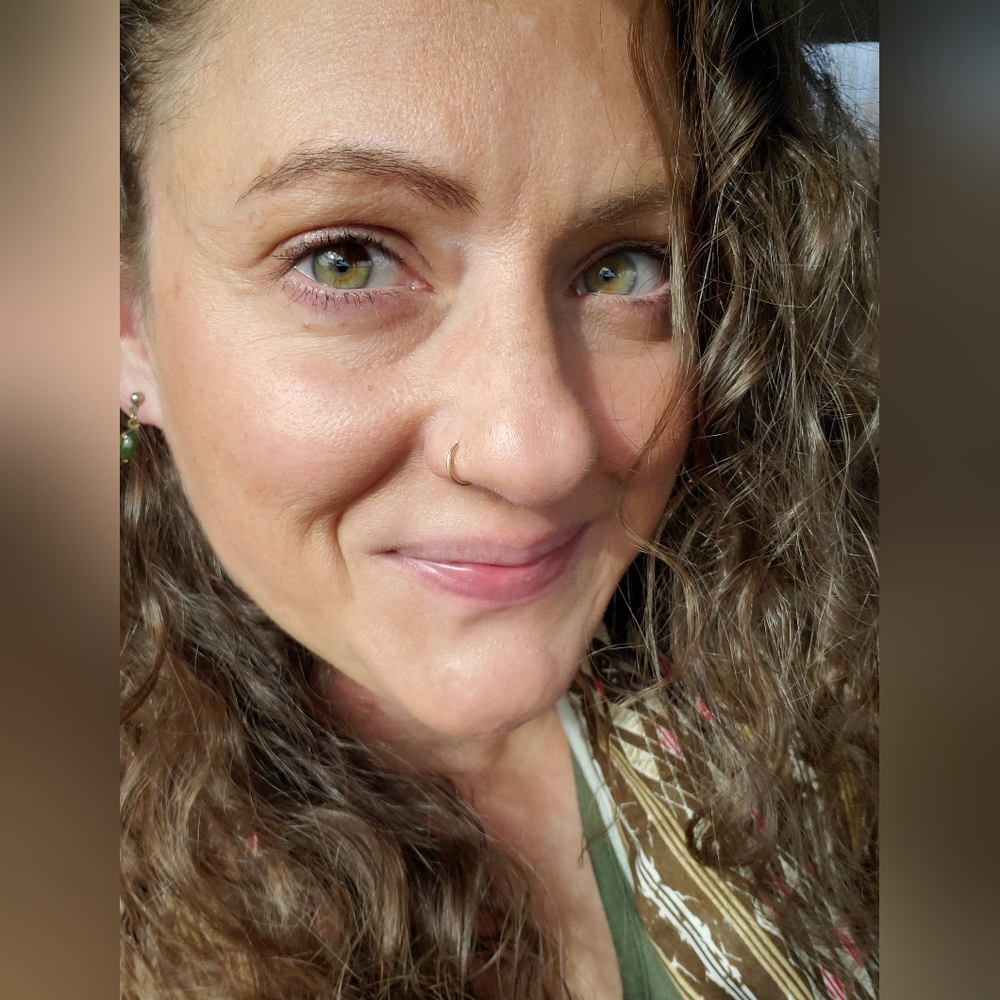 Meet your Posher, Mariel